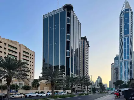 Бизнес-центр Al Thuraya Tower 1